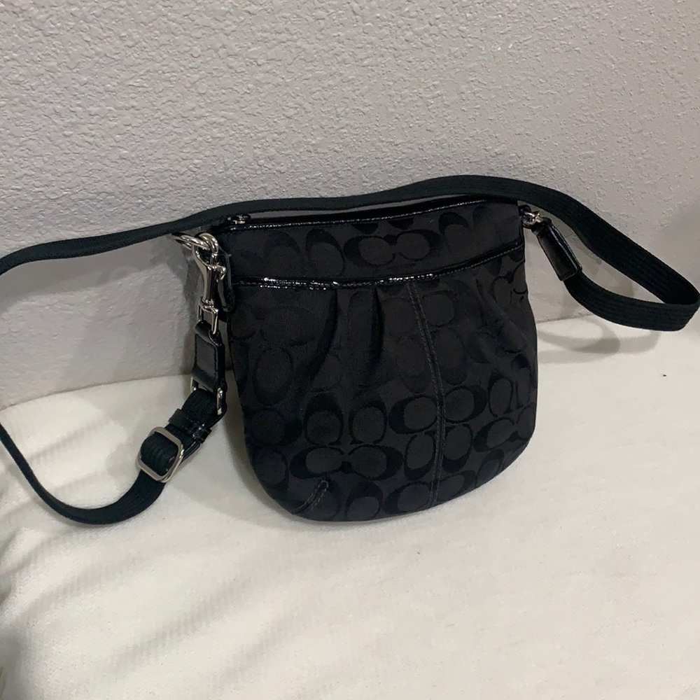 Coach Signature jacquard Black Crossbody bag🐴